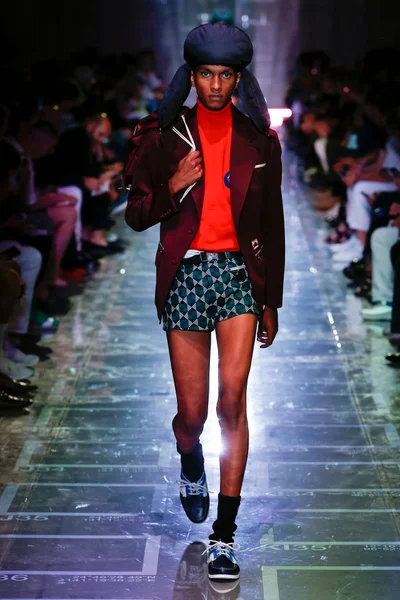 Look 34